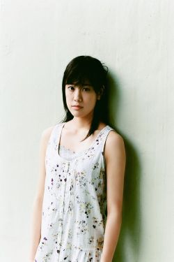 天降女子从2楼掉下了在线观看