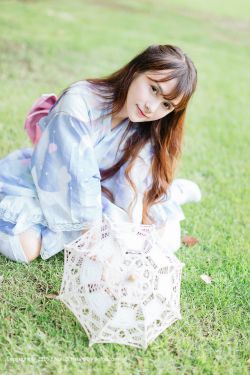 玩正在生产的孕妇